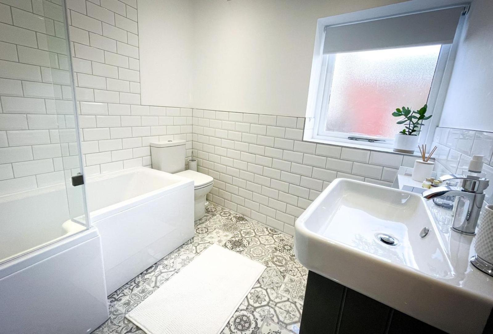 Juliet Beautiful 1 Bedroom, Central, Modern Space. Дарлингтън Екстериор снимка