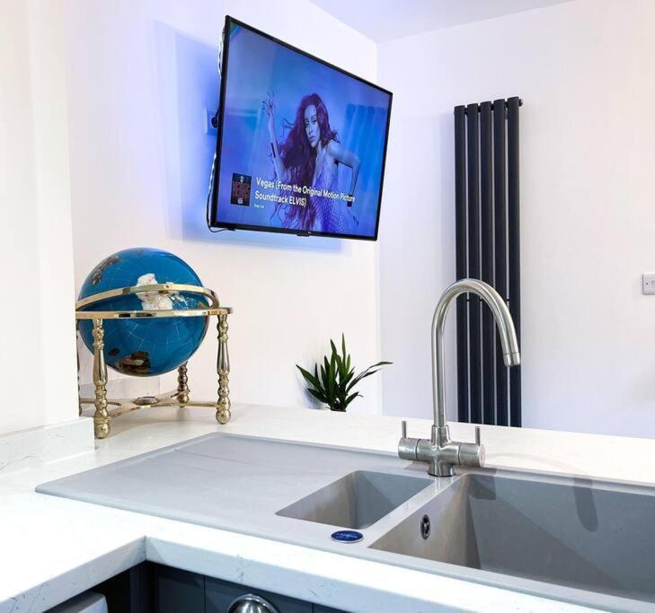 Juliet Beautiful 1 Bedroom, Central, Modern Space. Дарлингтън Екстериор снимка